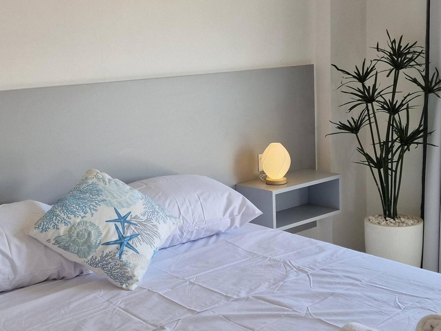 Kitieos Central Apts 100M From Finikoudes Beach ลาร์นาคา ภายนอก รูปภาพ