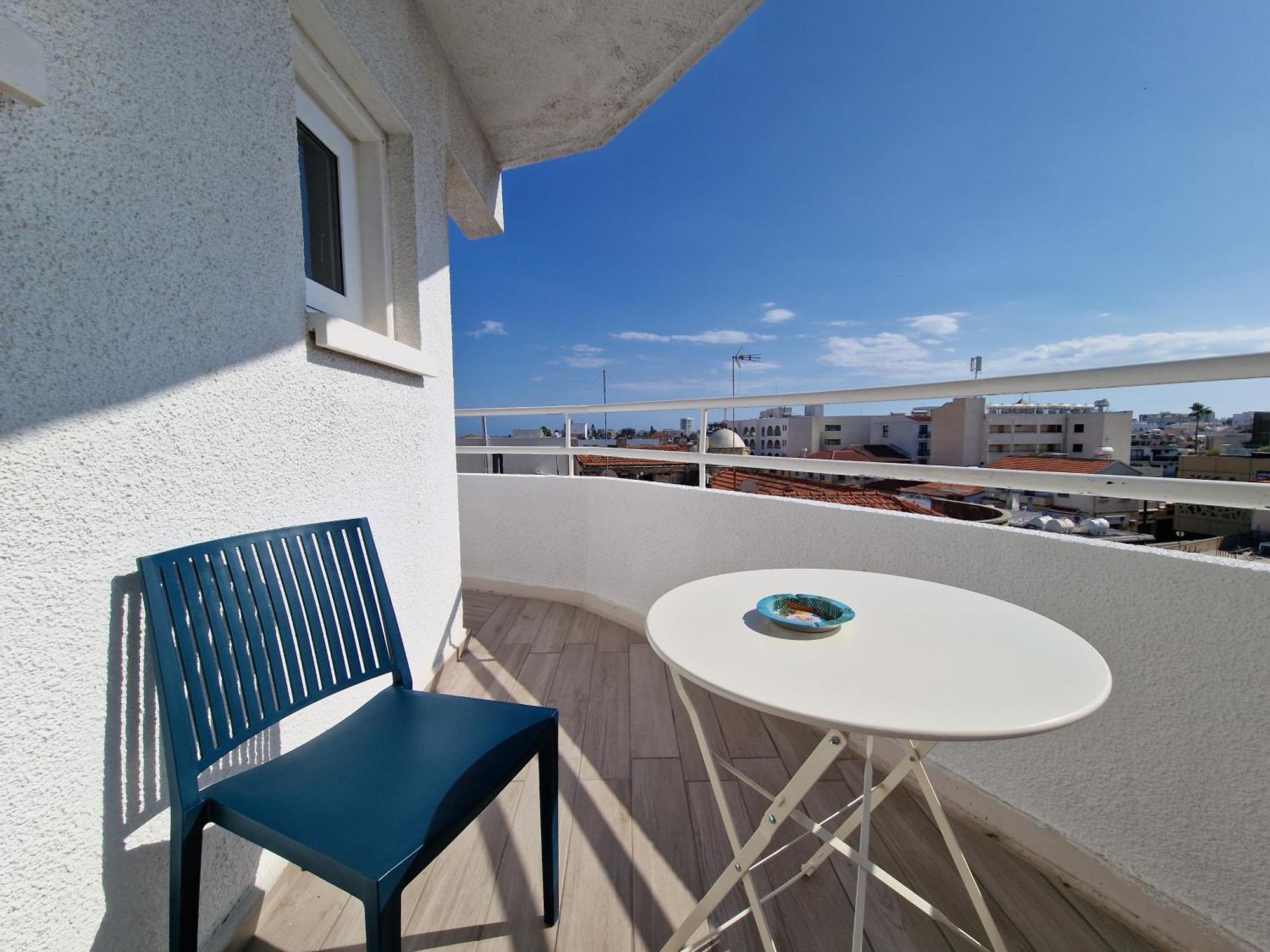 Kitieos Central Apts 100M From Finikoudes Beach ลาร์นาคา ภายนอก รูปภาพ